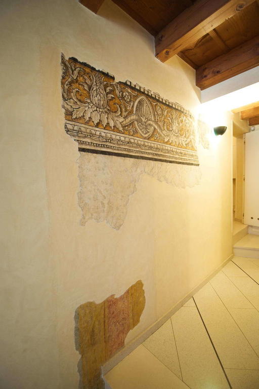 B&B Bijoux Верона Экстерьер фото