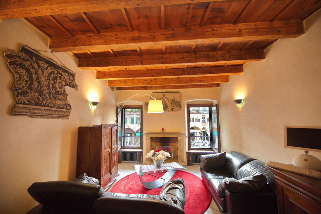 B&B Bijoux Верона Экстерьер фото